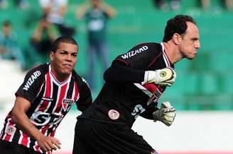 <p>Rogério Ceni fez de falta no último fim de semana contra o Guarani</p>