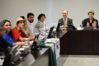 Presidente Dilma Rousseff recebe representantes de movimentos do campo