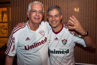 <p>Presidentes da Unimed, Celso Barros, e do Fluminense, Peter Siemsen, em foto de 2012</p>