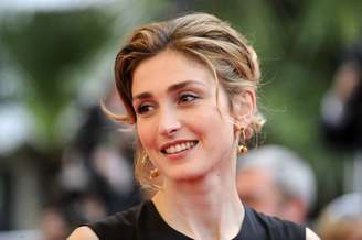 Julie Gayet, 41 anos, apontada pela revista Closer como amante do presidente francês