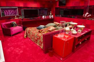 <p>O Quarto do Líder do BBB 14 peca pelo excesso de vermelho</p>