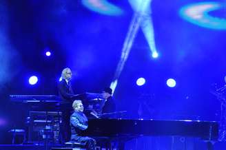 Elton John durante show em Salvador