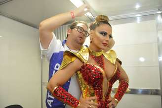 <p>Viviane Araújo é rainha da bateria da Salgueiro pela sexta vez</p>