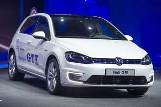 <p>Volkswagen Golf GTE é um híbrido com motor elétrico, recarregável na tomada</p>