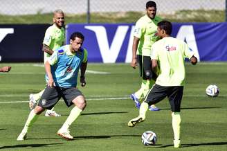 <p>A dois dias do jogo contra a Colômbia, pelas quartas de final da Copa do Mundo de 2014, a Seleção Brasileira realizou treino na Granja Comary</p>