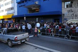<p>O Cine Belas Artes, localizado na rua da Consolação com avenida Paulista, em São Paulo, reabriu as portas às 17h deste sábado (19)</p>