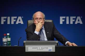 <p>Joseph Blatter admite ajudar a CBF</p>
