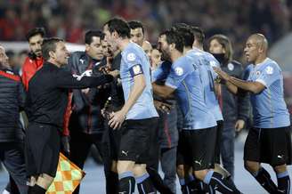 Clima esquentou nos minutos finais da partida