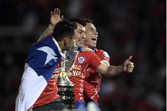 Chile derrota a Argentina e conquista o título da Copa América