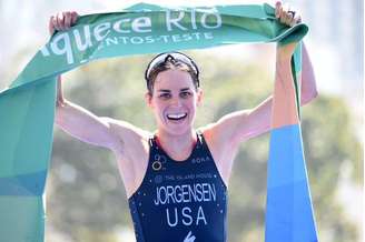 Gwen Jorgensen venceu a prova do evento-teste de triatlo em Copacabana