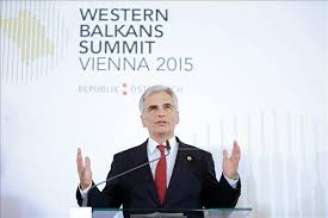 Werner Faymann foi taxativo ao pedir que ninguém confunda refugiados e terroristas