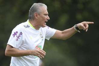 CBF planejava emprestar Tite para comandar a Chapecoense na última rodada do Campeonato Brasileiro