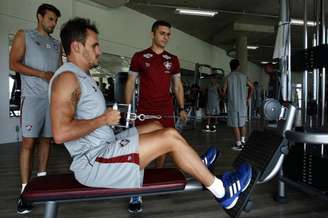 Lucas está em boa forma física, garantiu o próprio lateral-direito (Foto: Nelson Perez/Fluminense FC)