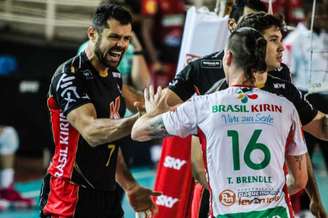 Vôlei Kirin ocupa o quarto lugar da Superliga (Foto: Bruno Miani/Inovafoto/CBV)