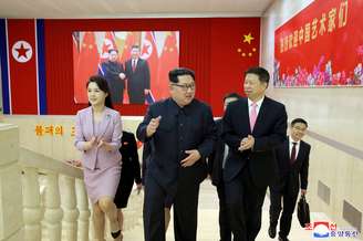 Kim Jong-un e Song Tao, líder do Partido Comunista da China