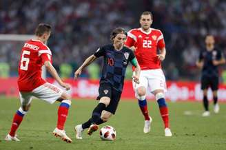 Camisa 10 da Croácia foi o eleito o melhor em campo contra a Rússia pelas quartas de final da Copa do Mundo (Foto: AFP)