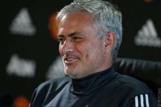 Mourinho segue em busca de reforços no Manchester United (Foto: Divulgação)