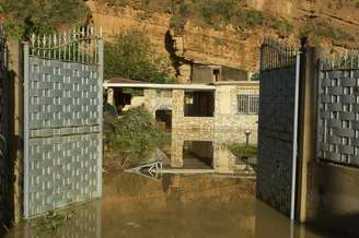A casa em Casteldaccia onde nove pessoas morreram afogadas
