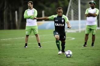 Carlinho será comandado por Rogério Ceni na equipe cearense, que voltou à primeira divisão- Mourão Panda/América-mg