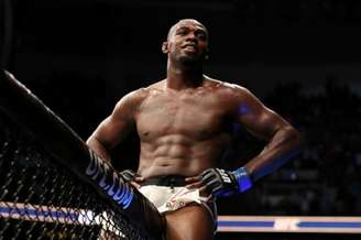 Equipe de Jones recusou proposta para que o lutador fizesse um exame antidoping voluntário (Foto: Getty Images)