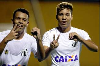 Sandry e Kaio Jorge podem disputar outra Copinha pelo Santos (Pedro Azevedo/SFC)