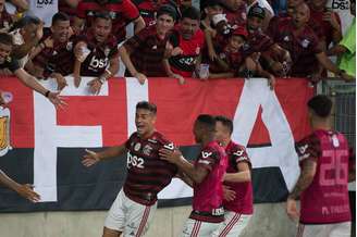 Flamengo saiu atrás, mas buscou a virada contra o Bahia (Foto: Alexandre Vidal/Flamengo)