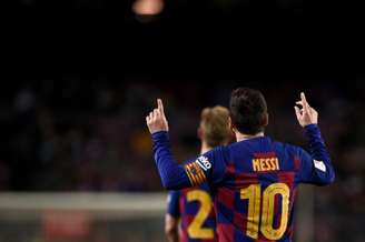 Messi brihou em mais uma partida e Barcelona se classificou (Foto: Josep LAGO / AFP)