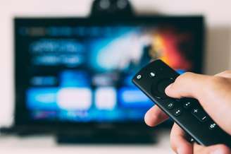 Empresas que distribuem séries e filmes em transmissões on demand diminuem qualidade de seus vídeos para evitar colapso da internet