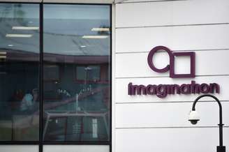 Logo da Imagination Technologies na sede da empresa, nos arredores de Londres 
22/06/2017
REUTERS/Hannah McKay