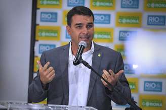 Flávio Bolsonaro é investigado no esquema de rachadinha na Alerj