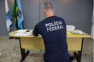 PF investiga ação de milícias nas eleições do Rio