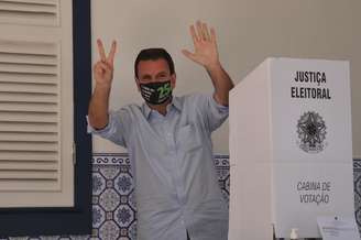 Eduardo Paes vota no Rio de Janeiro