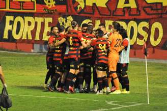 Sport vence o Grêmio por 2 a 1 em partida realizada nesta quinta-feira (17) pelo Campeonato Brasileiro