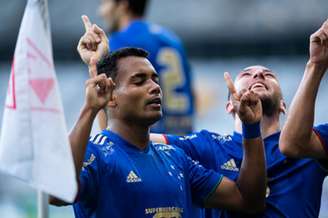 Airton tem contrato com o Cruzeiro até 2023 e tem sido muito utilizado pelo técnico Mozart Santos-(Bruno Haddad/Cruzeiro)