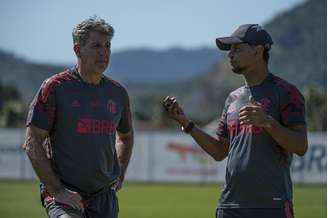 Renato Gaúcho durante o treino do Flamengo nesta terça-feira no Ninho do Urubu