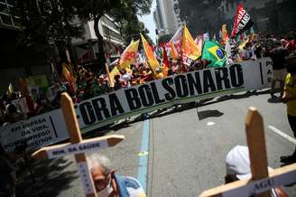 Protesto contra o presidente Jair Bolsonaro no centro do Rio de Janeiro
02/10/2021
REUTERS/Ricardo Moraes