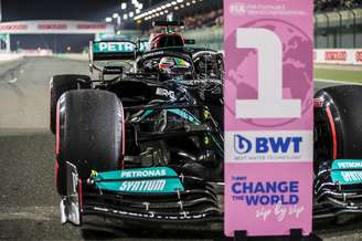 Hamilton e Mercedes vencedores no Qatar. Os vencedores ainda têm surpresas a mostrar