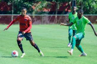 Lázaro durante o jogo-treino entre Flamengo e Boavista (Foto: Marcelo Cortes / Flamengo)