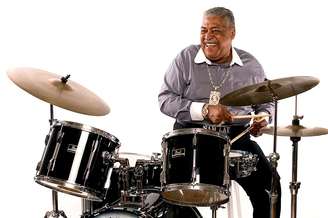 Baterista Sam Lay morre aos 86 anos