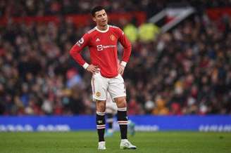 Cristiano Ronaldo, aos 37 anos, pensa em deixar o Manchester United (OLI SCARFF / AFP)