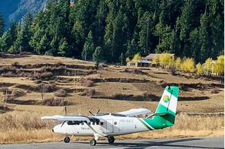 Avião da Tara Air, companhia aérea do Nepal, em foto de dezembro de 2021