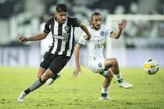 Botafogo perde de virada para o Goiás pelo Brasileirão