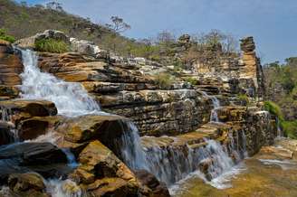 A Cachoeira da Pedra Ancorada é a primeira parada da trilha dentro do Complexo Ecológico Cachoeira da Capivara.