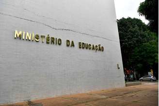 Governo 'raspou' orçamento de universidades federais durante jogo do Brasil, diz Andifes
