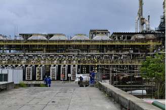 Refinaria de Mataripe, ex-Landulpho Alves (Rlam), na Bahia; Acelen reativará unidade que havia sido hibernada pela Petrobras para melhorar produção de gasolina