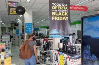 Black Friday pode ter boas oportunidades, mas é preciso estar atento aos golpes, alerta Senacon