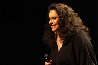 Morre Gal Costa, cantora e compositora, a Musa da Tropicália