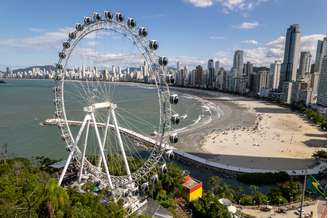 Praias de Balneário Camboriú (SC) passaram por processos de engorda