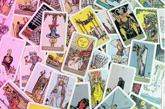 previsões Tarot abril 2024