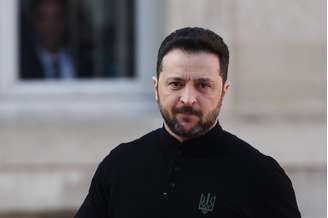 Zelensky durante encontro com Macron em Paris